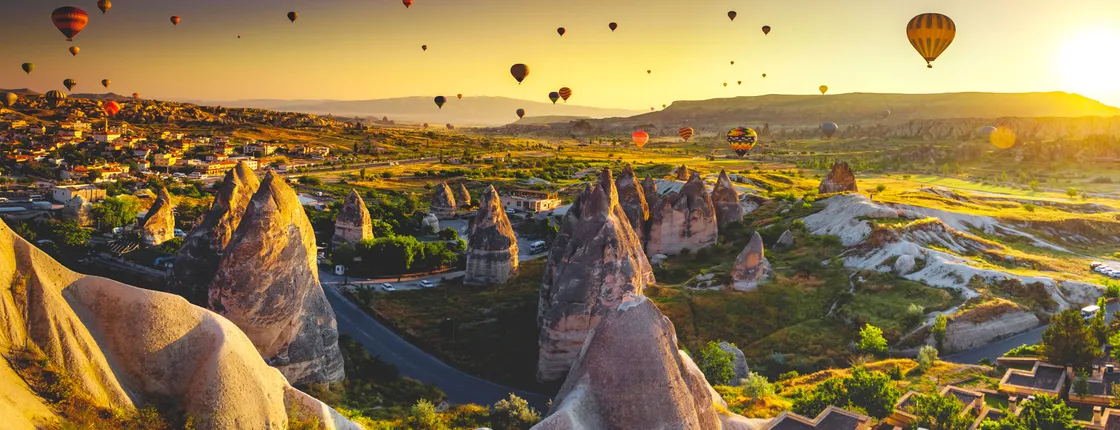 1-hour super tasty balloon flight at sunrise