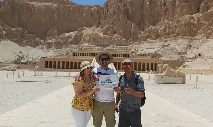 Day Tour to the West Bank in Luxor in Egypt