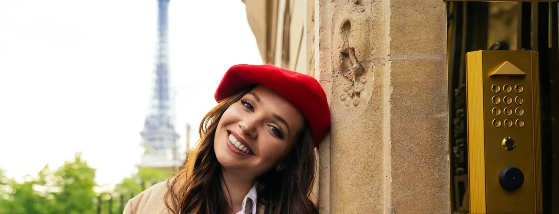 Emily in Paris filming locations guided walking tour