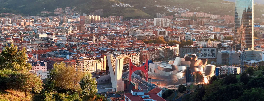 Bilbao and Gaztelugatxe private tour from San Sebastián