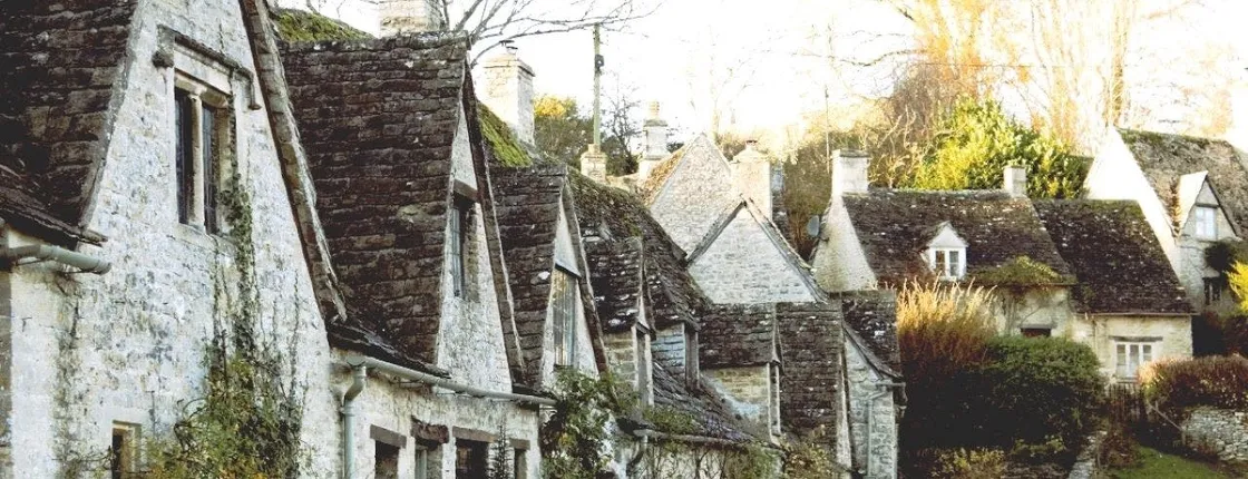 Small-Group Cotswolds Tour from London Including Bourton-on-the-Water