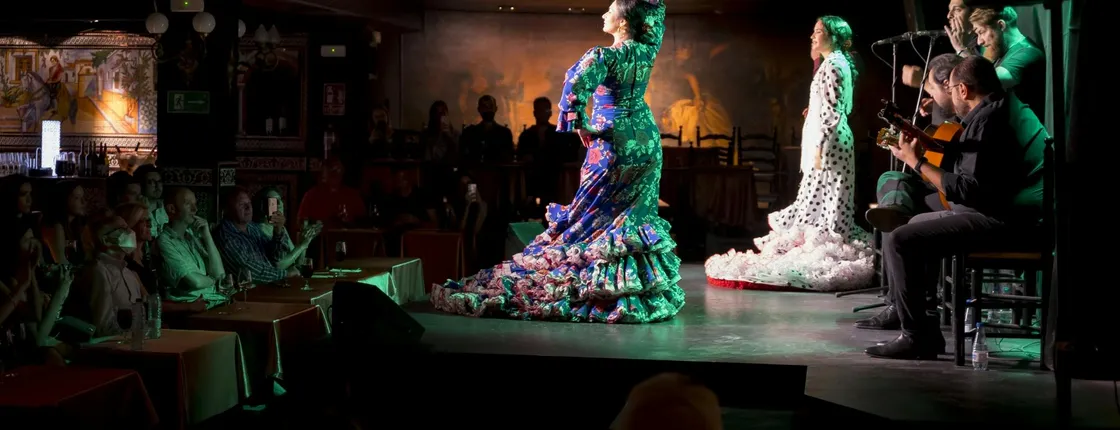 Authentic flamenco show at Tablao 1911 in Madrid