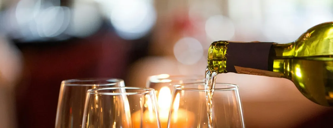 Half-day Pompeii highlights with wine experience and light lunch