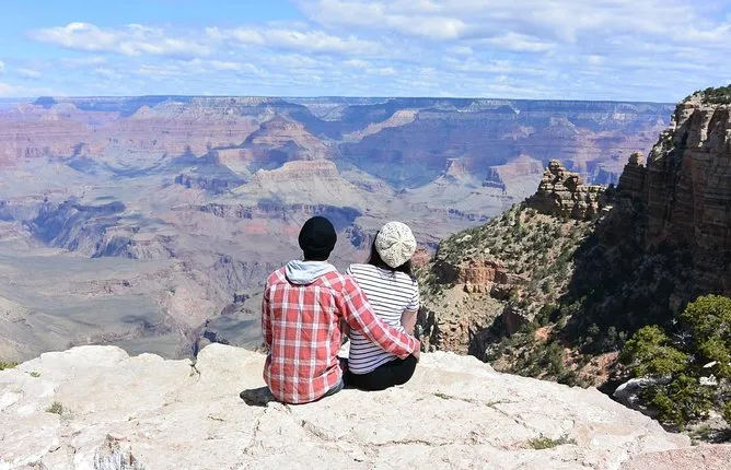 Private 2-Day Grand Canyon Tour from Las Vegas with Camping