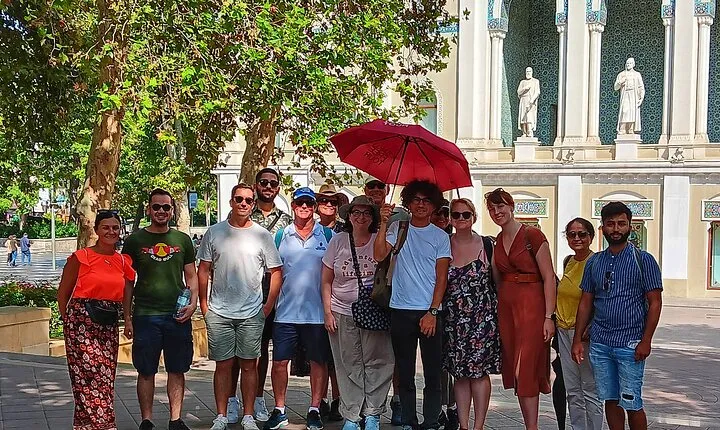 Baku Old Town & Oil History Private Walking Tour