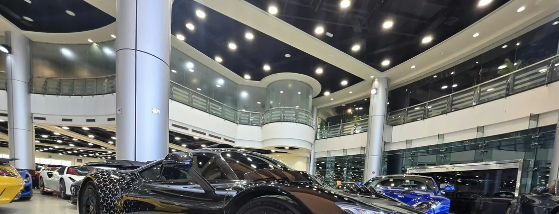 Dubai luxury car showroom tour with drop off at Dubai Mall