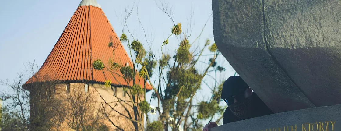 Interactive spy-themed city game with host-guide in Gdańsk Old Town