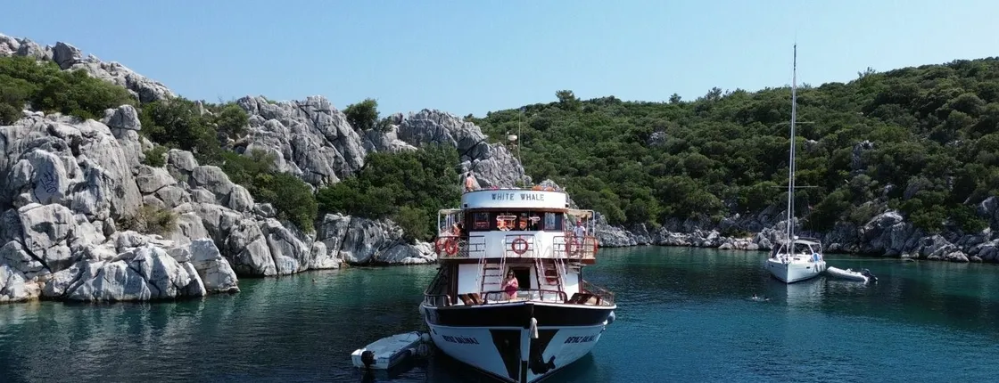 Marmaris White Whale boat cruise with lunch