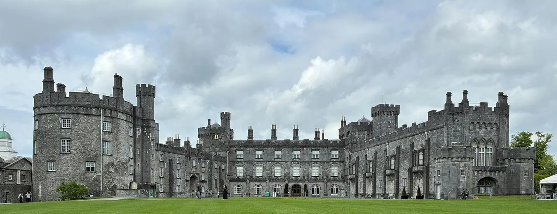 Medieval Kilkenny guided tour in Spanish