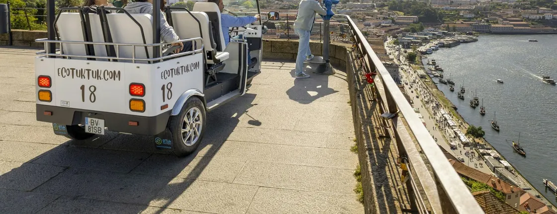 Porto private eco tuk tuk three-hour expert tour