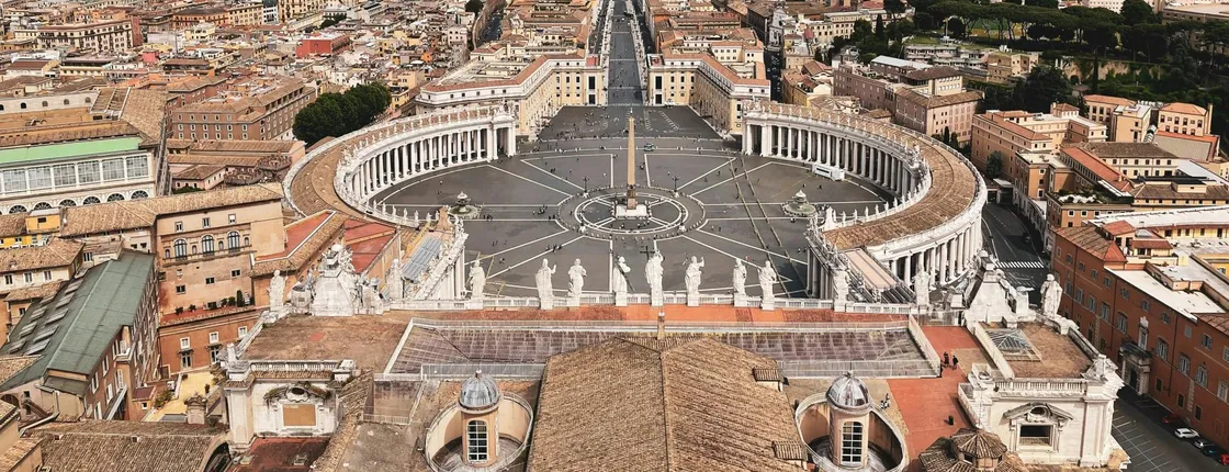 St. Peter's Basilica and Papal tombs guided tour with optional Dome