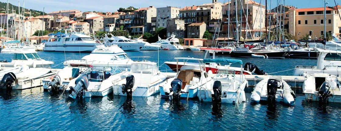 Rent a motorboat from Chersonissos Bay – ticket only