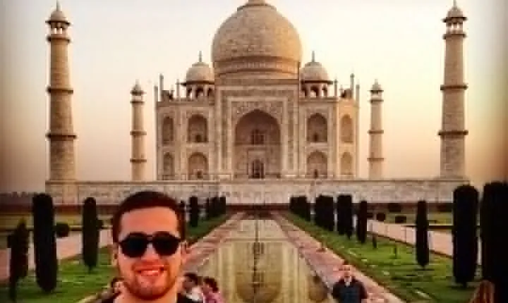 11-Hour Taj Mahal Sunrise & Sunset Tour All-Inclusive 5* Lunch