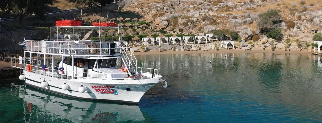 VIP boat trip in Pefkos with swim stops and lunch