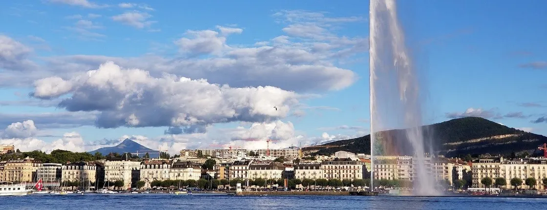 Self-guided audio tour of Geneva's cultural heritage