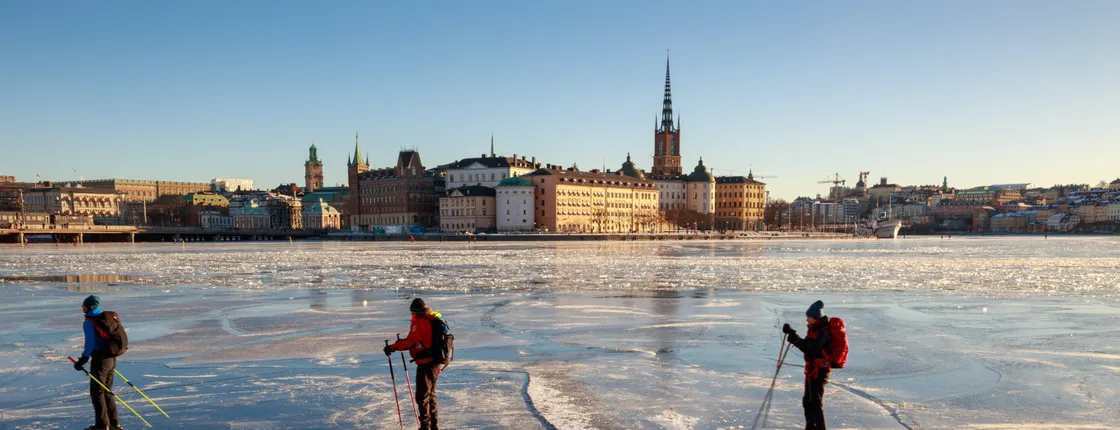 Ice skating adventure around Stockholm for beginners