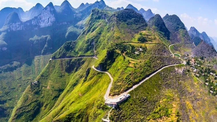 3-day Motorbike Ha Giang Loop with easy rider from Hanoi