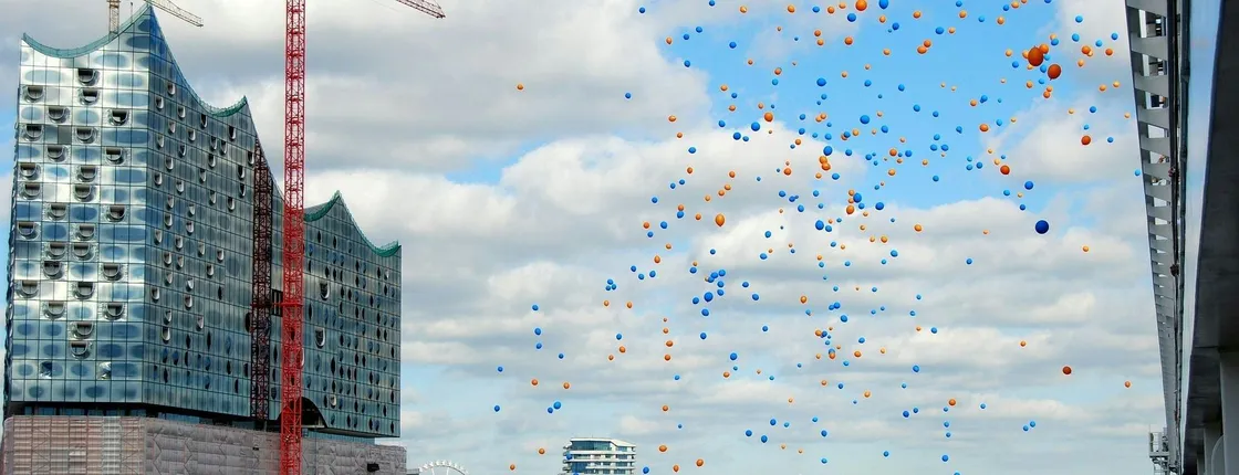 Elbphilharmonie Plaza ticket with self-guided HafenCity audio tour