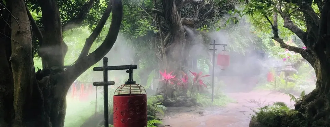 Chiang Mai private van tour with Wat Ban Den, Dantewada and Sticky Waterfall