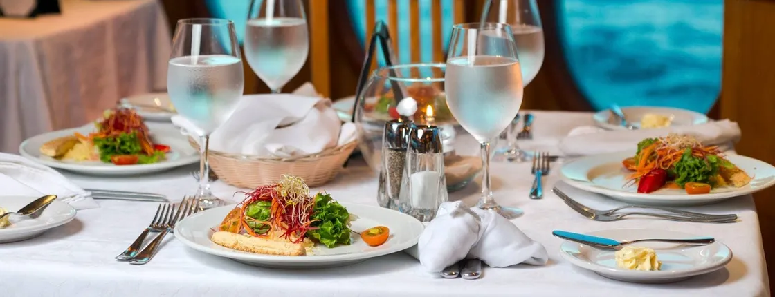 Los Cabos Premium Dinner Cruise and Show