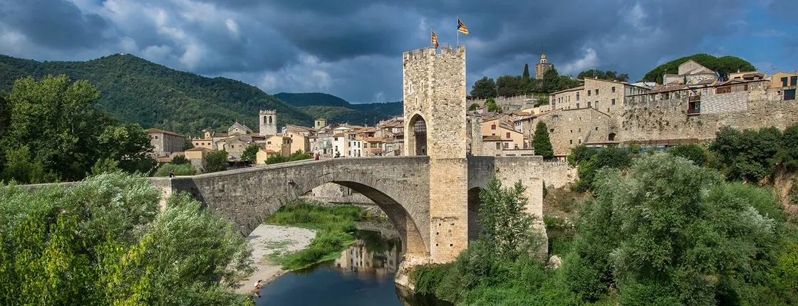 Catalonian medieval villages day trip from Barcelona