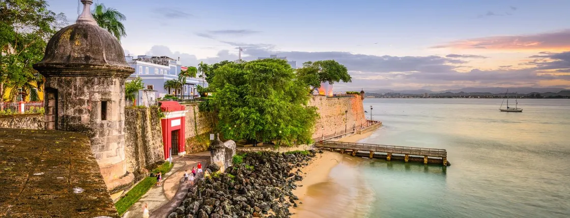 Self-guided walking audio tour of the old San Juan
