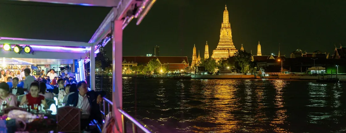 Smile riverside dinner cruise with live shows ticket