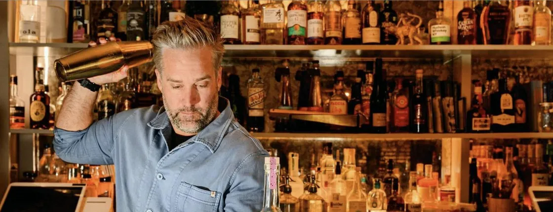 Botanical mixology class in New York City