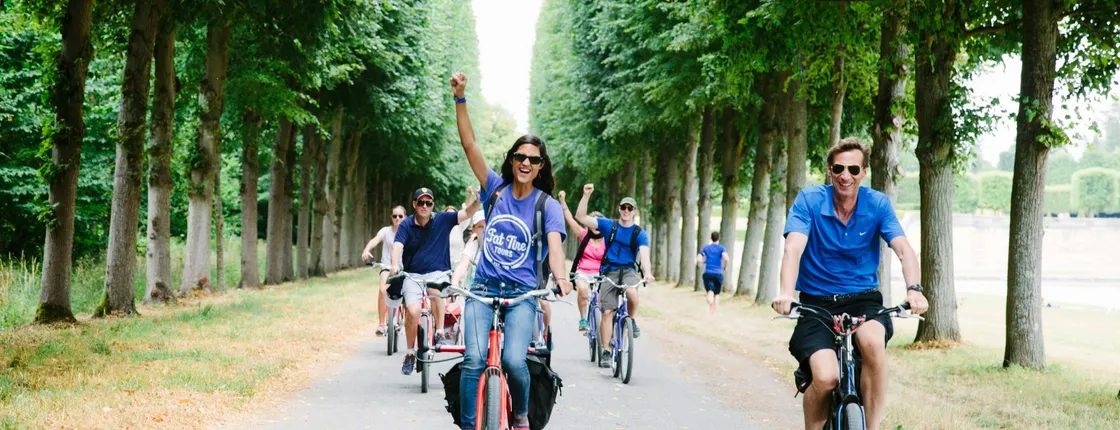 Half-day Versailles bike tour with palace and Hamlet visit