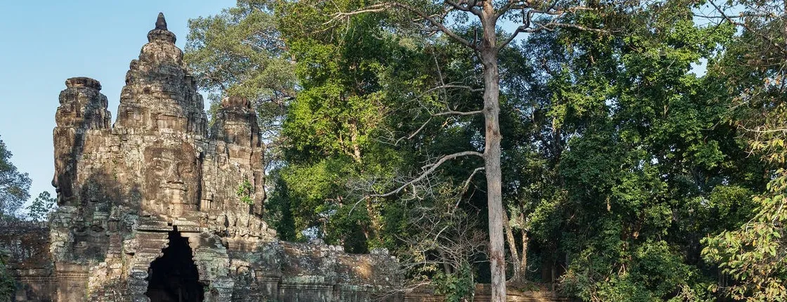 Angkor Thom half-day private tour by tuk tuk