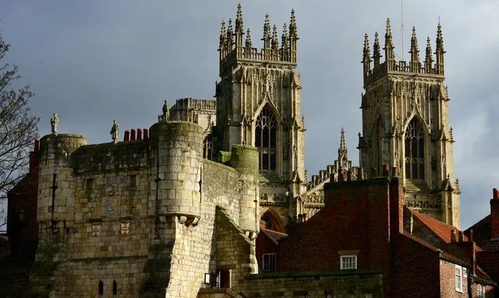 The Best of York on Foot in a Small Group