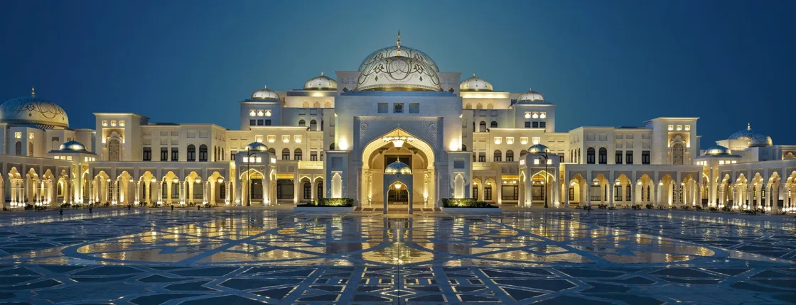 Qasr al Watan visit and golden cappuccino at Emirates Palace