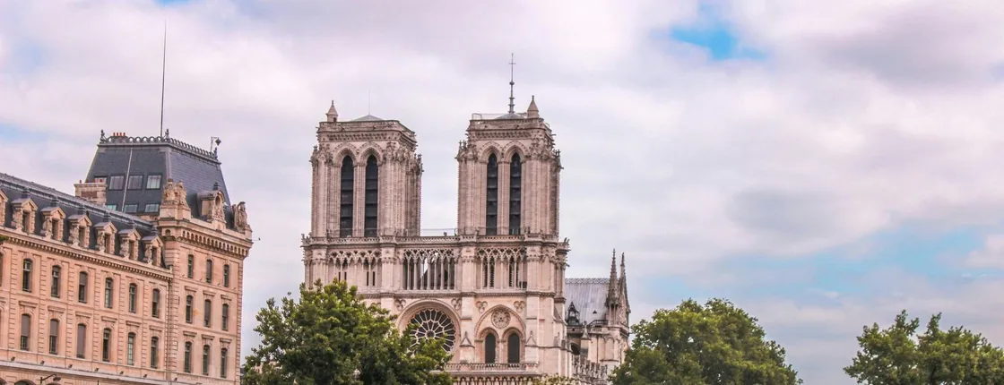 Guided tour of Île de la Cité, Notre Dame audio guide and cruise
