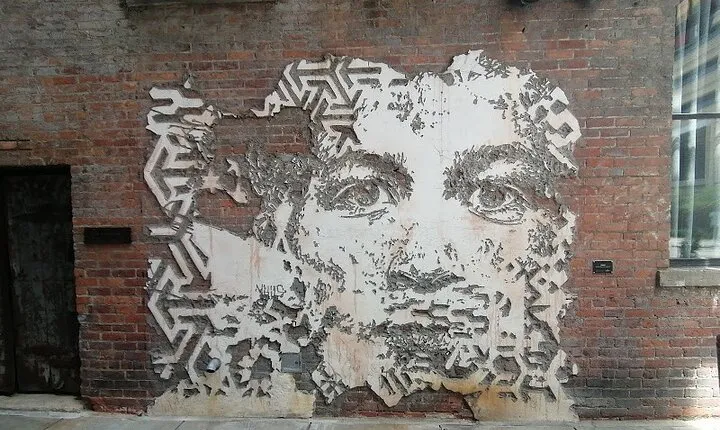 Self Guided Detroit's Spirit and History Solo Walking Tour