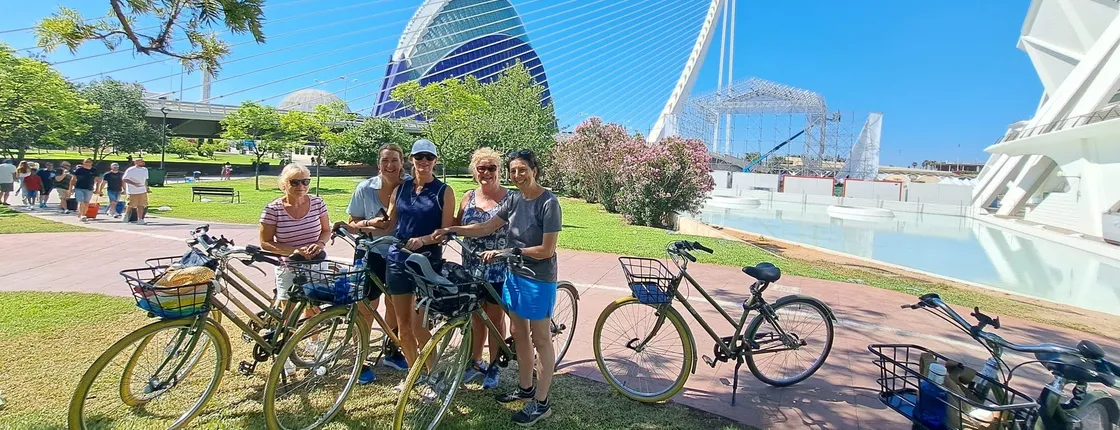 2-Hour Valencia Bike Tour to City of Arts and Sciences