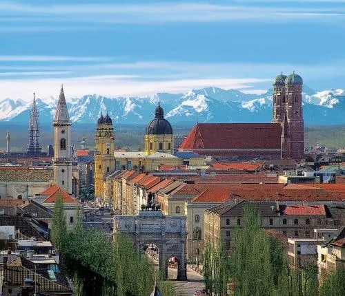 City rally with many riddles in the heart of Munich