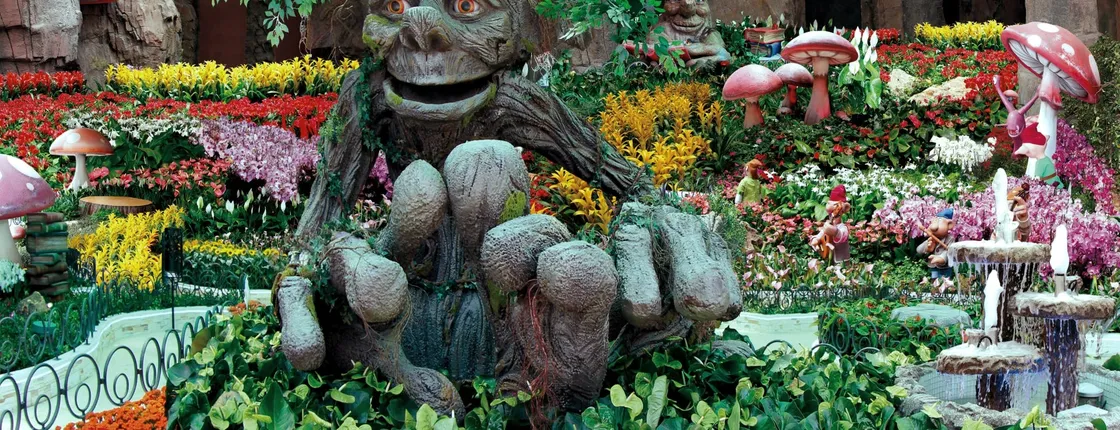 Enchanted Garden afternoon show at Magic World