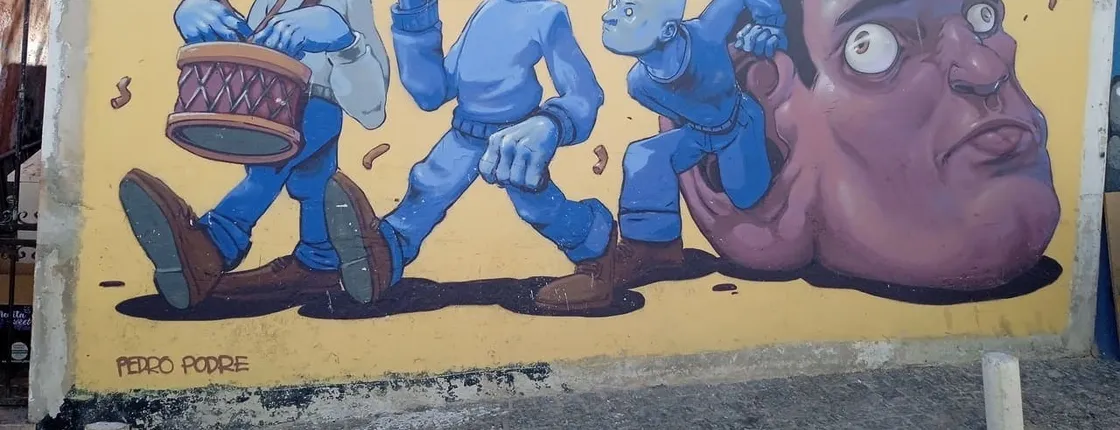Street art and self-guided scavenger hunt in Lagos