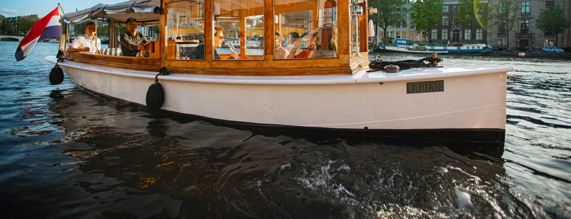 Prosecco and Wine Cruise on the Amsterdam Canals