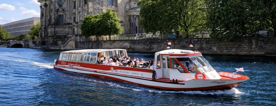 Berlin 1-hour guided panoramic boat tour on the River Spree