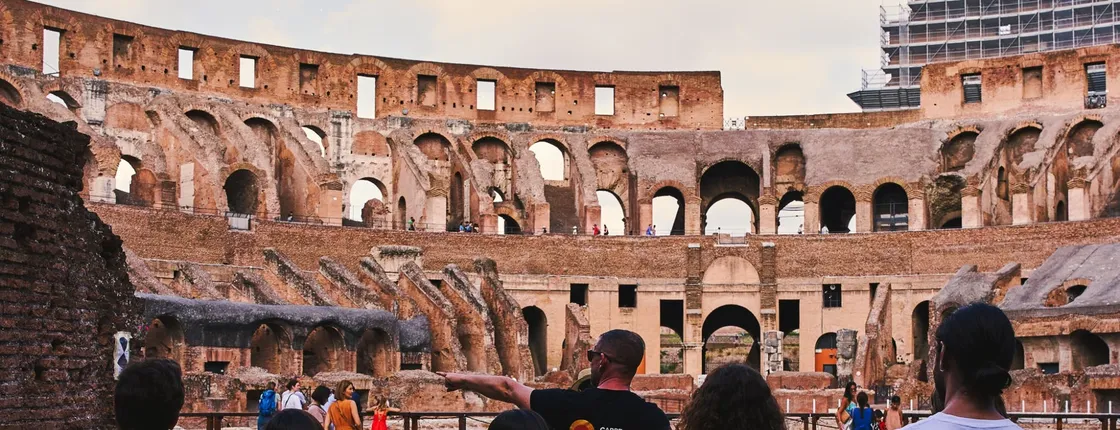 Colosseum Arena tour with Palatine Hill and Roman Forum