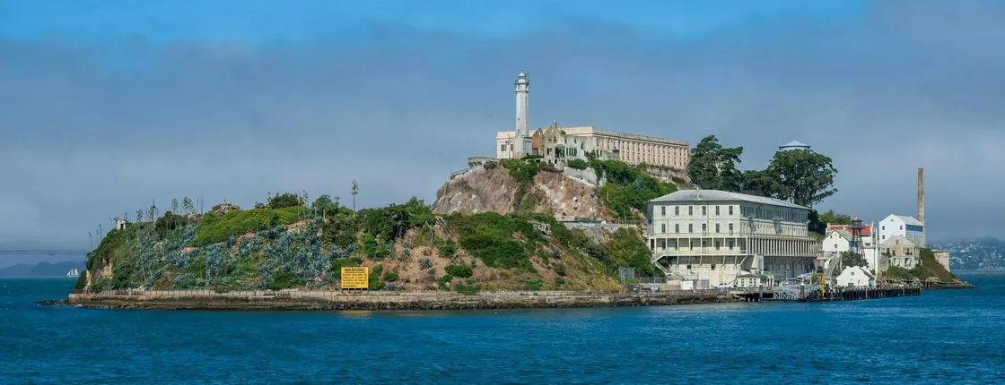 North Beach tour with Alcatraz Plus Cruise and SkyStar option