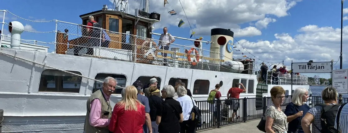 Stockholm Archipelago guided boat tour from city centre