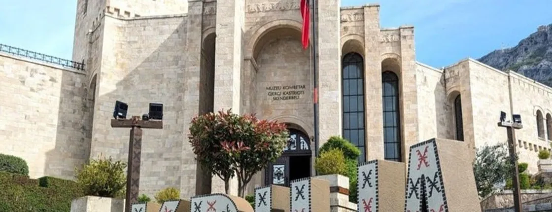 Kruja and Sari Salltik Stronghold full-day guided tour from Tirana