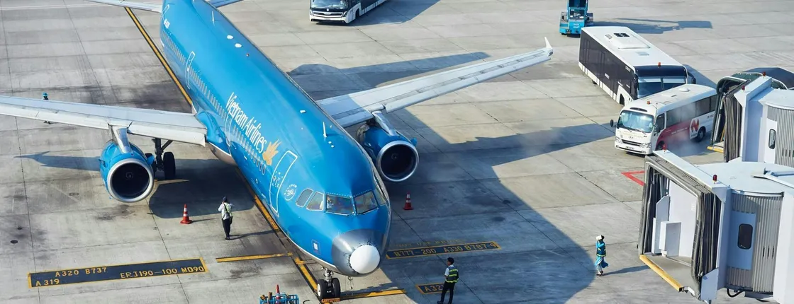 Hanoi Noi Bai Airport fast-track service on departure or arrival
