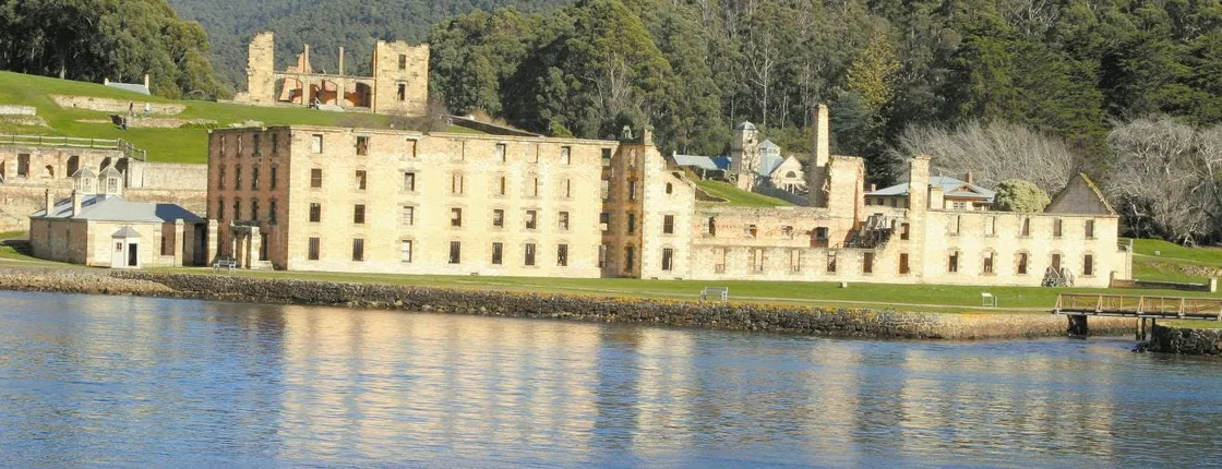Port Arthur roundtrip bus service from Hobart with entry ticket