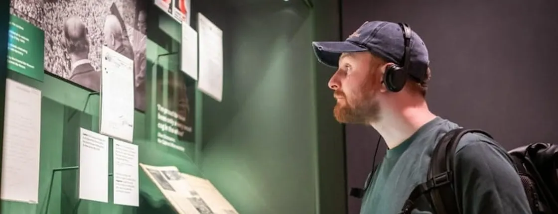 Big Ben, Churchill War Rooms, and Buckingham Palace tickets and guided tour