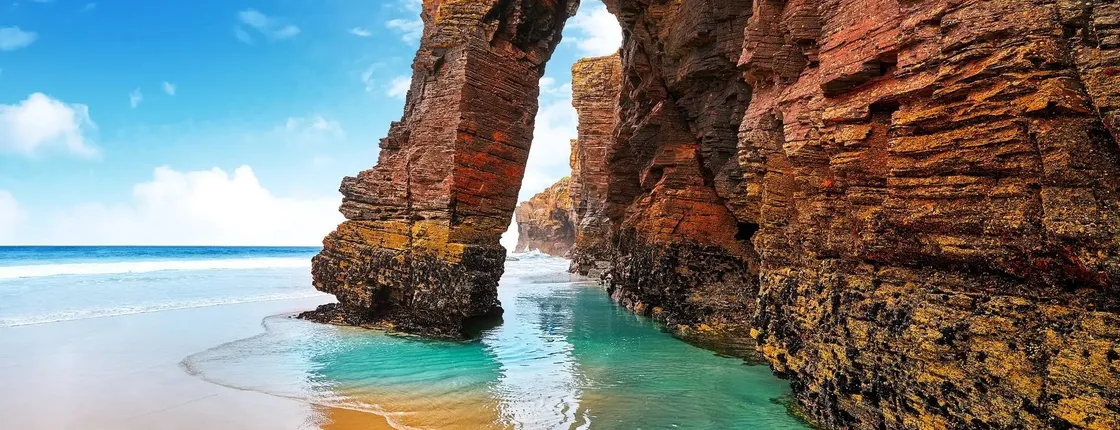 Excursion to Catedrais Beach, Pancha Island and Asturias from Santiago
