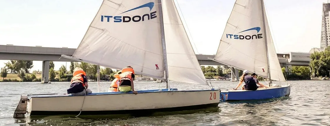 All-rounder boat rental to discover Vienna's Old Danube