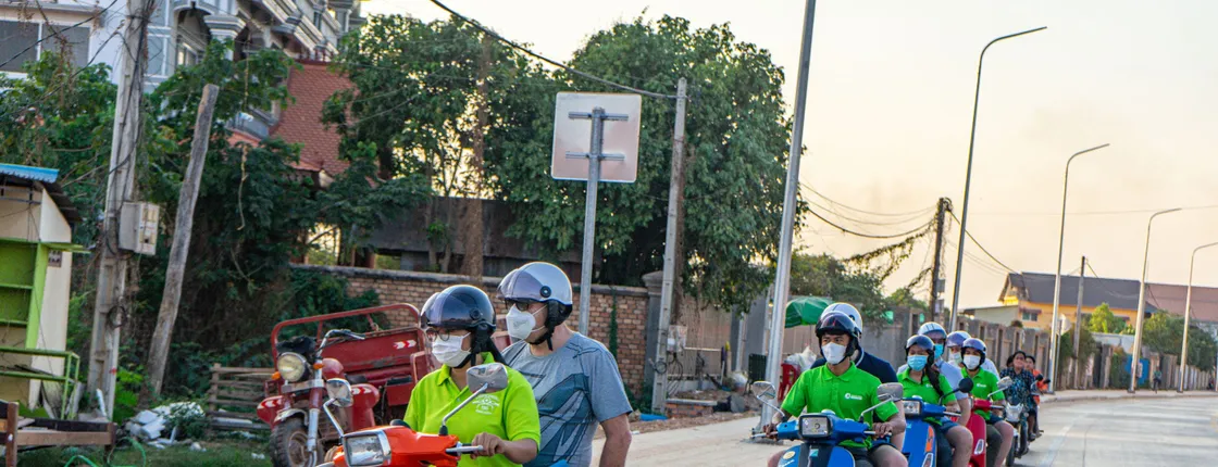 Siem Reap foodie Vespa tour